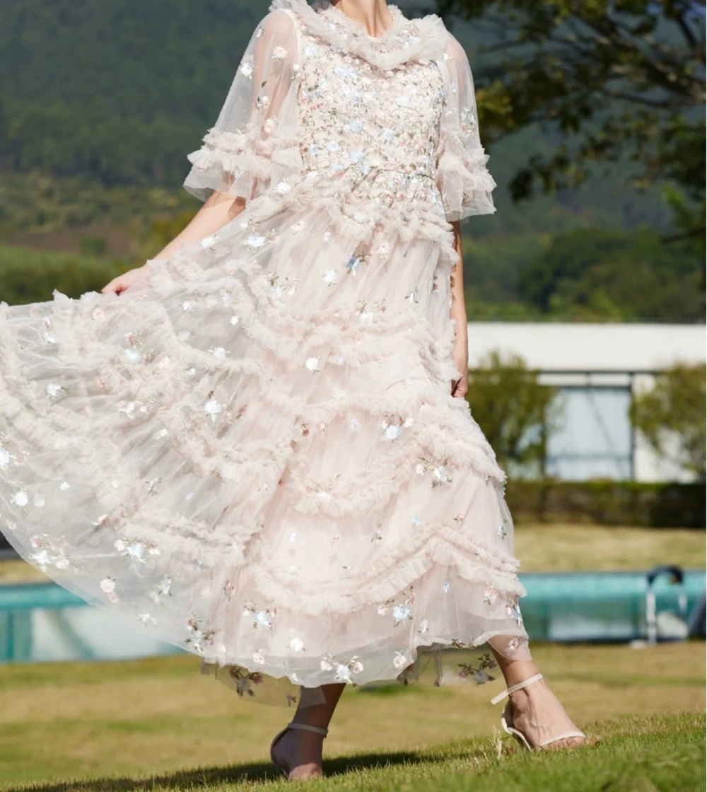 Sweet temperament pink dress cross-border European and American small flower embroidered mesh long skirt-GZXX454 
Sweet temperament pink dress cross-border European and American small flower embroidered mesh long skirt-GZXX454