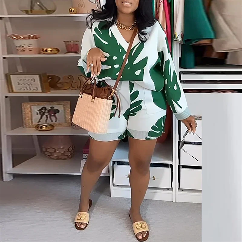 Knitted Leaf Print Sweater Two Piece Set for Women Matching Sets Long Sleeve Top and Shorts Streetwear Casual Fall Outfits Rave
Knitted Leaf Print Sweater Two Piece Set for Women Matching Sets Long Sleeve Top and Shorts Streetwear Casual Fall Outfits Rave