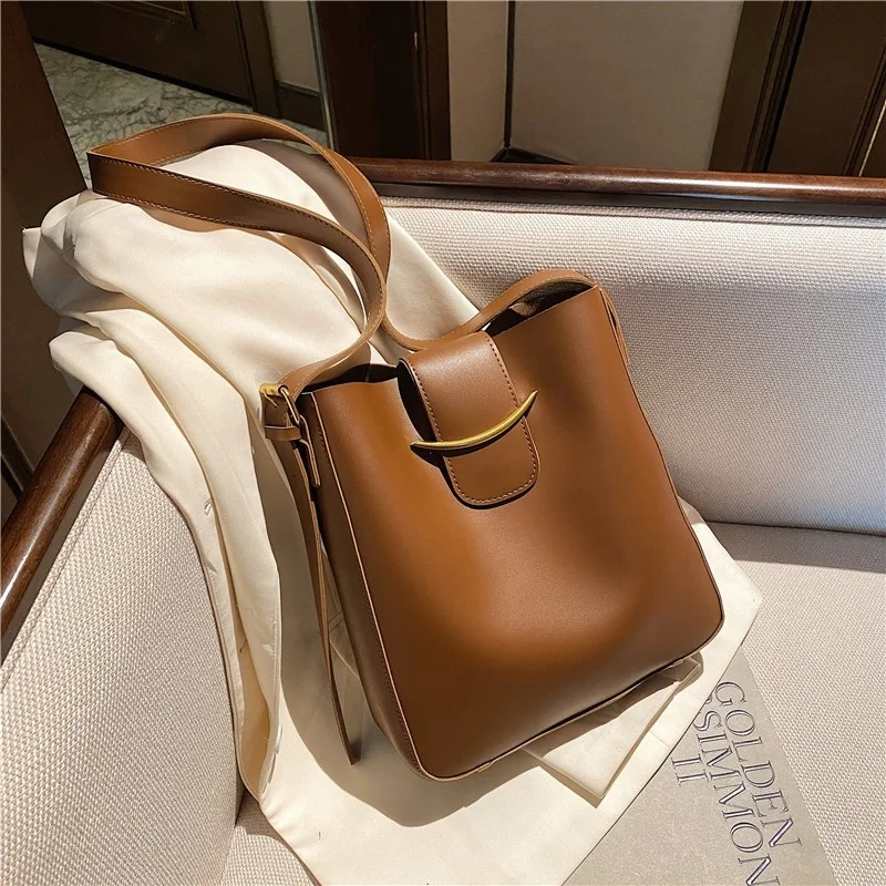 Роскошные сумки из мягкой кожи, женские сумки, дизайнерские 3-слойные сумки через плечо, женская сумка-мессенджер большой вместимости для покупок
Роскошные сумки из мягкой кожи, женские сумки, дизайнерские 3-слойные сумки через плечо, женская сумка-мессенджер большой вместимости для покупок