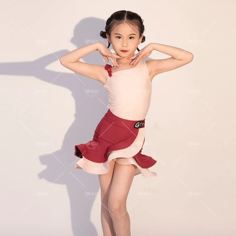 Advanced Summer Latin Dance Costume Large Skirt 2023 New Girls' Performance Dance Suit Set
Advanced Summer Latin Dance Costume Large Skirt 2023 New Girls' Performance Dance Suit Set