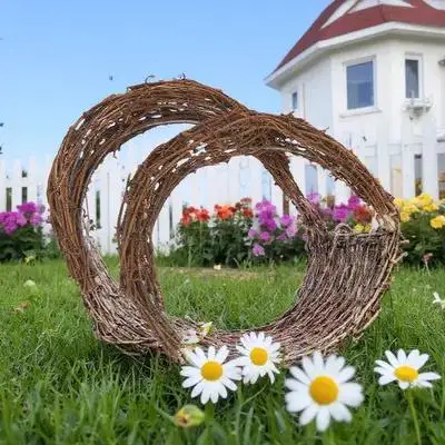 2pcs Moon Shape Rattan Wreath Diy Ring Vine Branch For Home Decor Party Festival Decoration Wreath Making Craft Material
2pcs Moon Shape Rattan Wreath Diy Ring Vine Branch For Home Decor Party Festival Decoration Wreath Making Craft Material