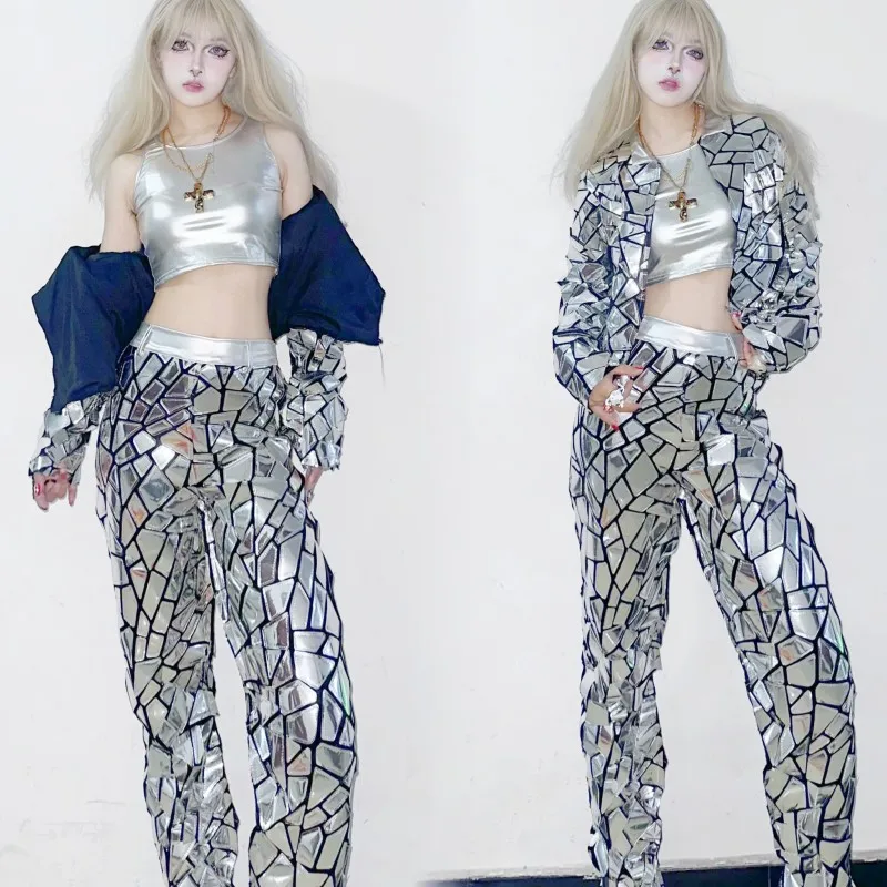 Sexy Silver Mirror Laser Dance Costume Set Women Jazz Outfit Hip Hop Stage Party Nightclub Bar Wear Ethnic Faion Clothing
Sexy Silver Mirror Laser Dance Costume Set Women Jazz Outfit Hip Hop Stage Party Nightclub Bar Wear Ethnic Faion Clothing
