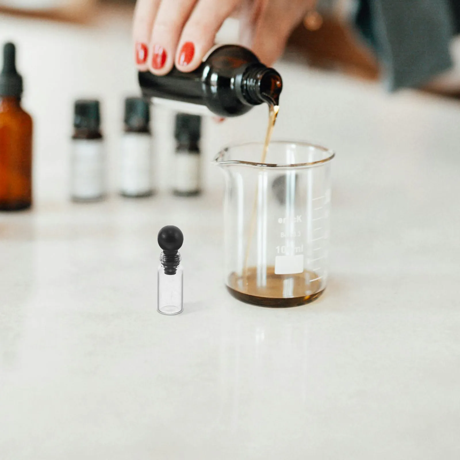 150Pcs Glass Mini Perfume Sample Vials Leakproof Ball Stopper Portable Refillable Essential Oil Bottles Fragrance Sampling
150Pcs Glass Mini Perfume Sample Vials Leakproof Ball Stopper Portable Refillable Essential Oil Bottles Fragrance Sampling