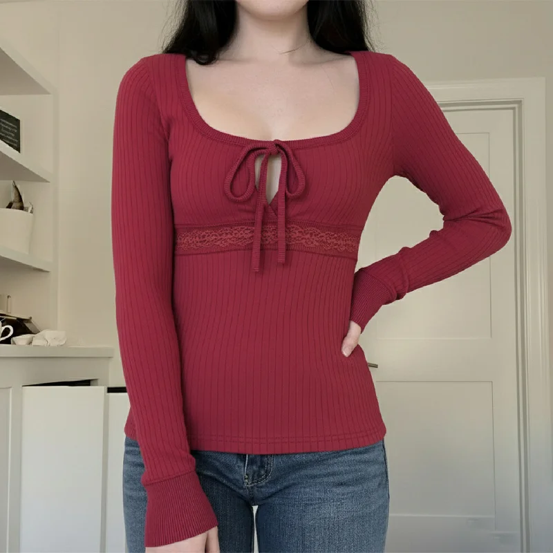 Вязаный свитер с квадратным воротником и завязками для женщин, эластичная нить, облегающая талия, женская трикотажная рубашка с длинными рукавами, топ
Вязаный свитер с квадратным воротником и завязками для женщин, эластичная нить, облегающая талия, женская трикотажная рубашка с длинными рукавами, топ