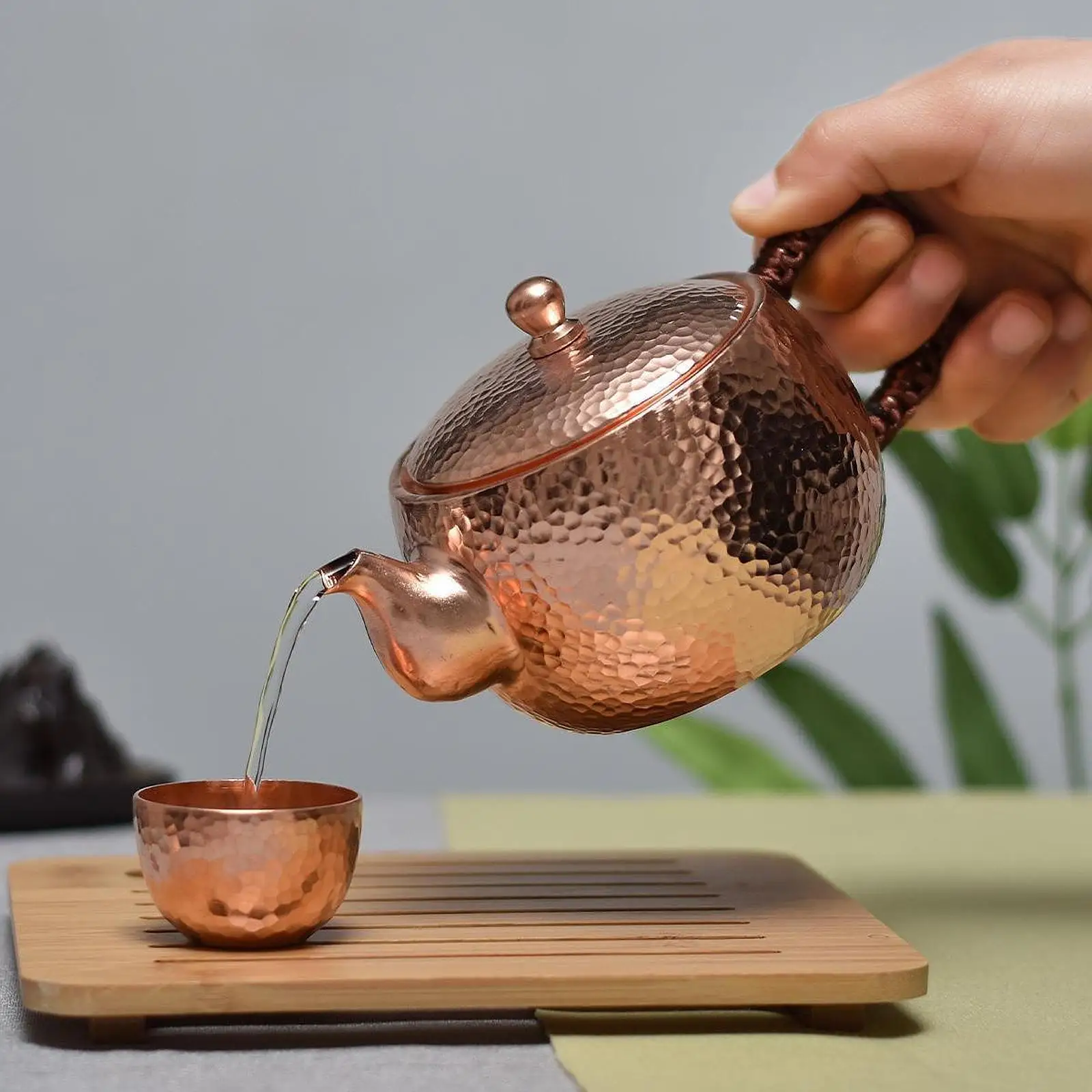 Copper Teapot Tea Ceremony Stovetop Teapot for Tea House Outdoor Kitchen
Copper Teapot Tea Ceremony Stovetop Teapot for Tea House Outdoor Kitchen