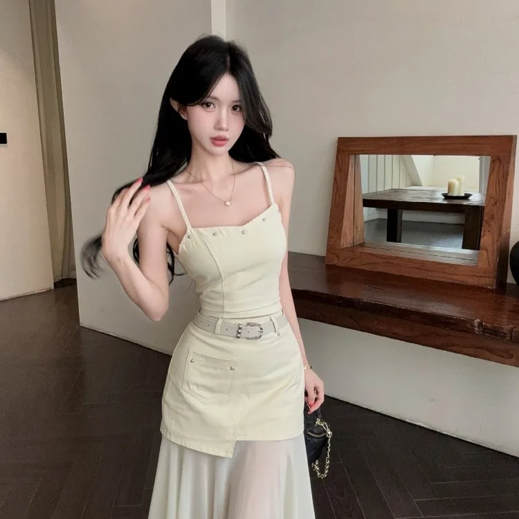 Summer 2026 Pure Desire Spicy Girl Design Sense Rivet Strap Top Asymmetrical Mesh Splice Skirt Set Women's Fashion Ensemble
Summer 2026 Pure Desire Spicy Girl Design Sense Rivet Strap Top Asymmetrical Mesh Splice Skirt Set Women's Fashion Ensemble