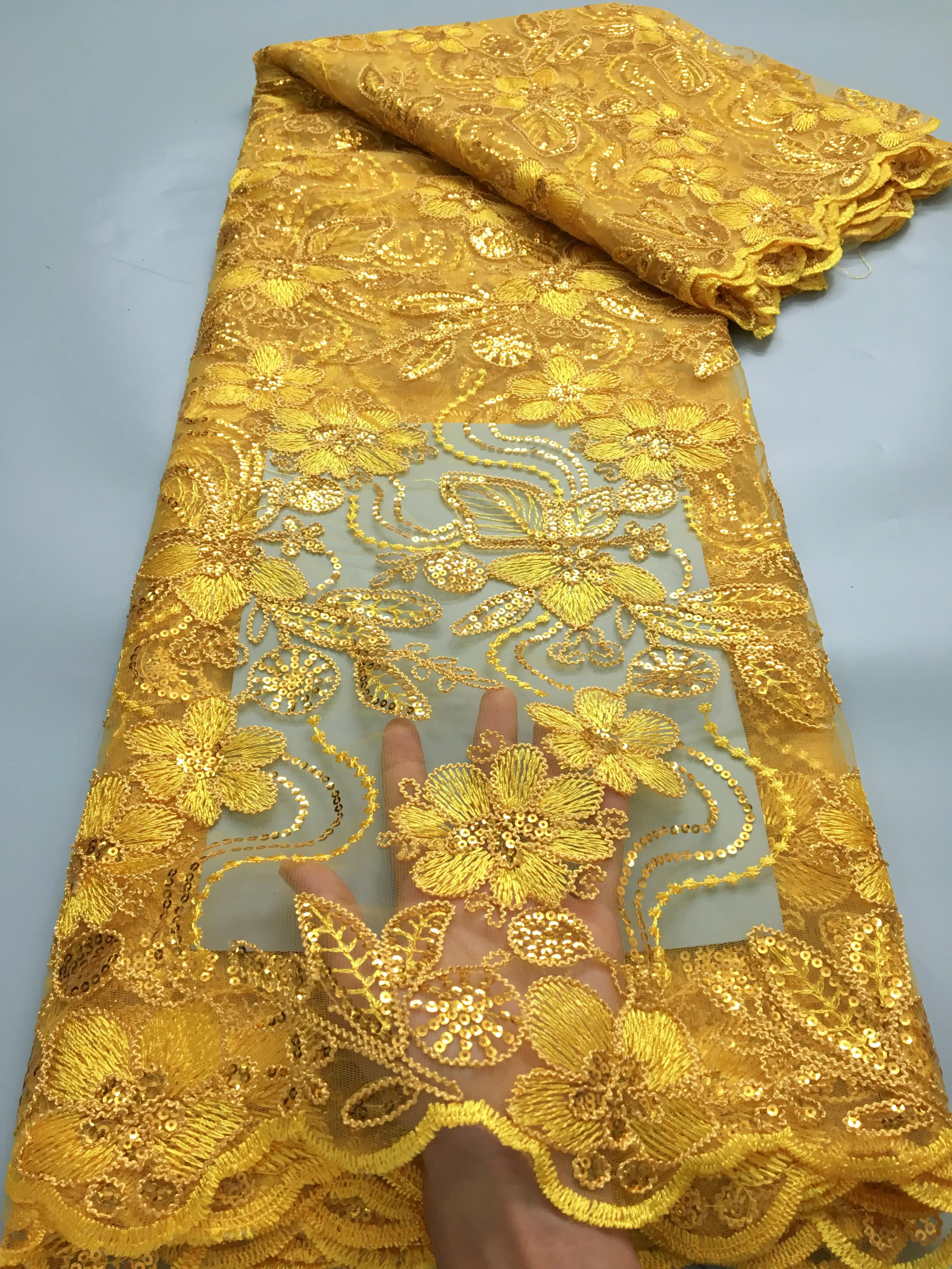 Модная желтая африканская кружевная ткань с блестками, тюль, сетка с вышивкой, кружево для свадьбы, ткани высокого качества, кружевное платье F3940
Модная желтая африканская кружевная ткань с блестками, тюль, сетка с вышивкой, кружево для свадьбы, ткани высокого качества, кружевное платье F3940