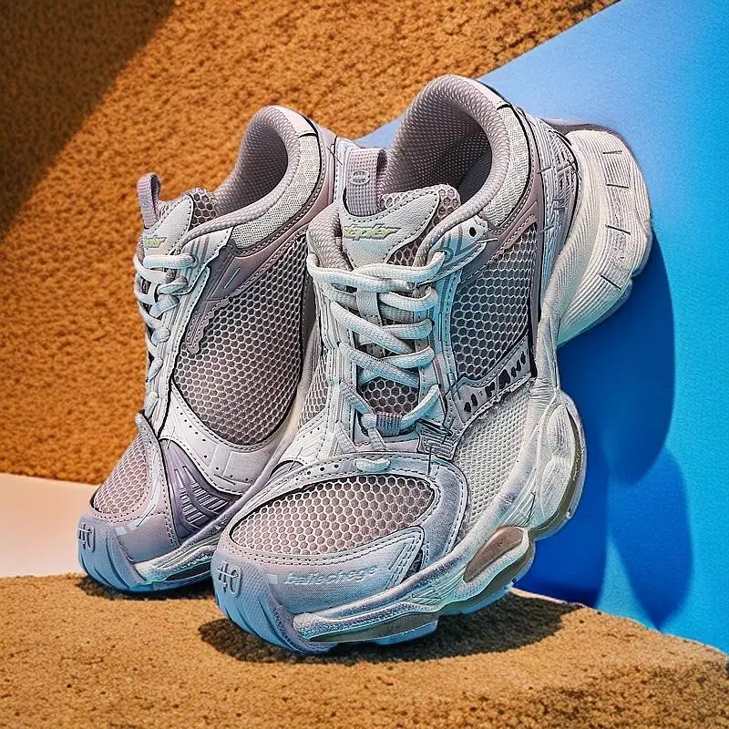 Новинка 2024 Dad Shoes 700v3, черная спортивная обувь Alien, мужская и женская обувь интернет-знаменитостей
Новинка 2024 Dad Shoes 700v3, черная спортивная обувь Alien, мужская и женская обувь интернет-знаменитостей