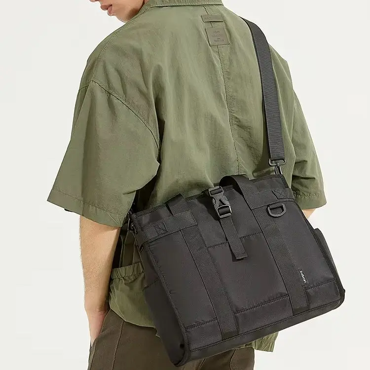 Men's waterproof cross-body shoulder bag Oxford cloth large capacity student computer storage load reduction shoulder bag
Men's waterproof cross-body shoulder bag Oxford cloth large capacity student computer storage load reduction shoulder bag