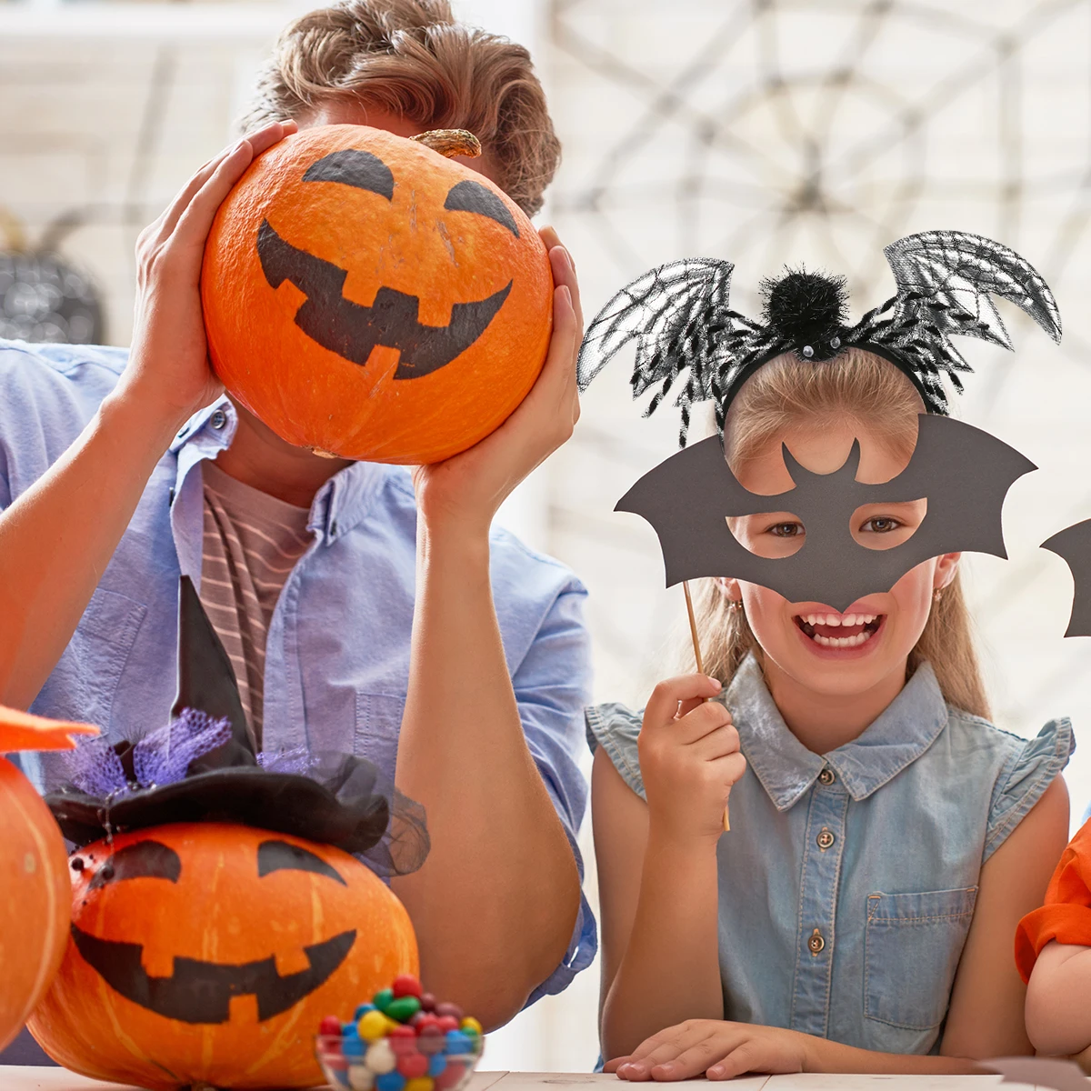 2pcs Halloween Bat Headdress Durable Cartoon Headband Universal Size Party Favor Gift Kids Family Spider Hair Hoop Costume
2pcs Halloween Bat Headdress Durable Cartoon Headband Universal Size Party Favor Gift Kids Family Spider Hair Hoop Costume