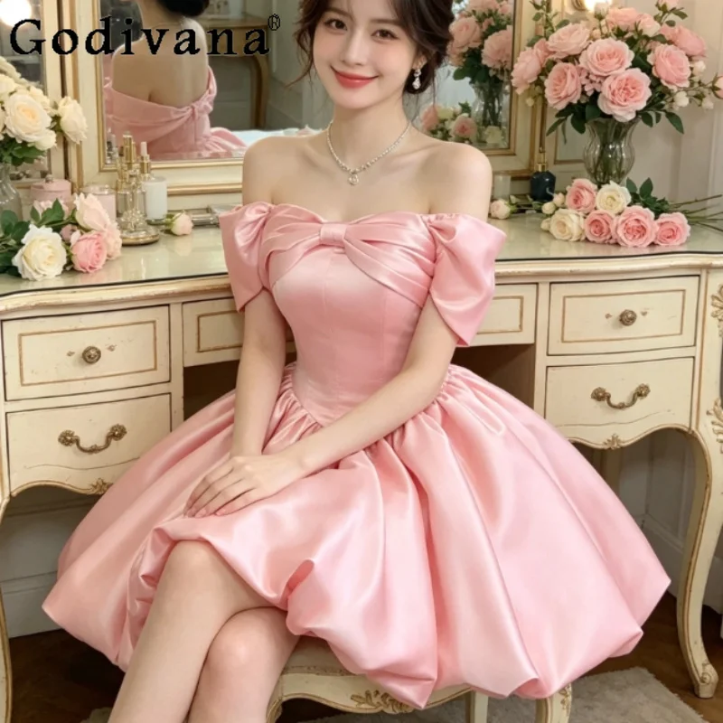 Sweet pink slash neck temperament women short satin birthday dress fashion high waist A-line summer new party princess dresses
Sweet pink slash neck temperament women short satin birthday dress fashion high waist A-line summer new party princess dresses