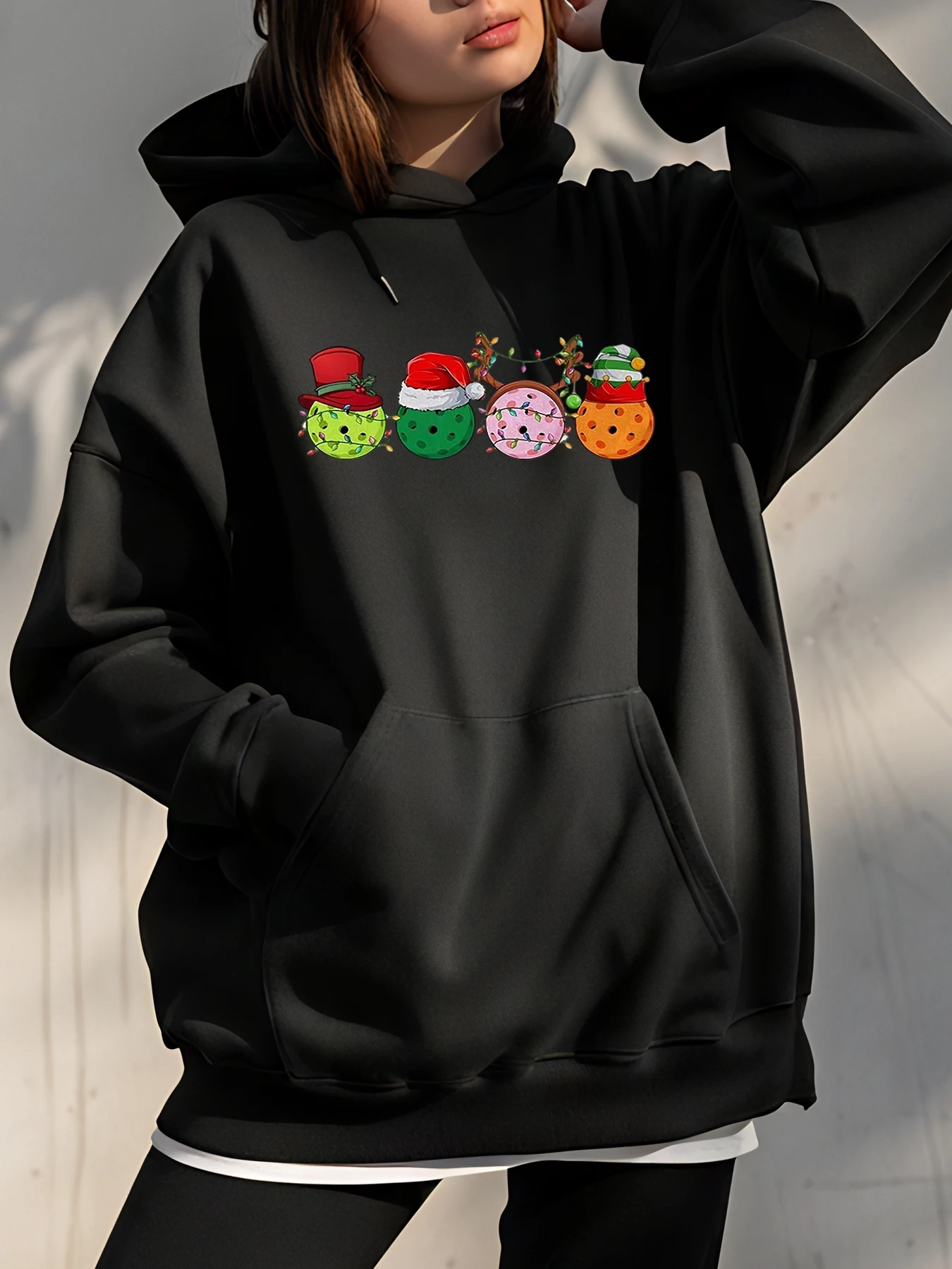 Рождественская толстовка с капюшоном в виде кактуса и праздничными персонажами для женщин, повседневная одежда, зимний наряд
Рождественская толстовка с капюшоном в виде кактуса и праздничными персонажами для женщин, повседневная одежда, зимний наряд