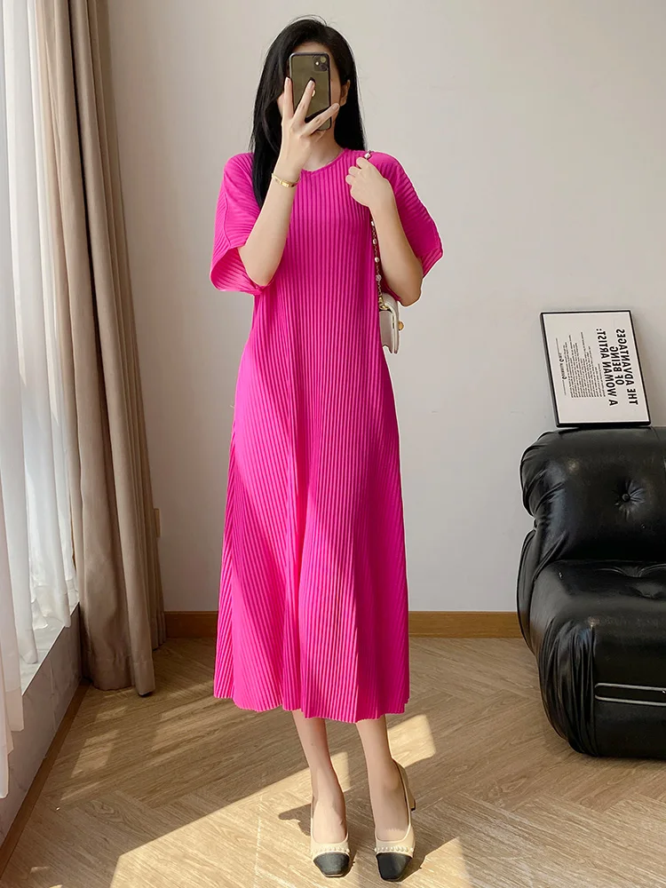 Casual Summer Midi Skirt Women's Dress Pleated Commute Style Loose Waist High Elasticity Polyester Fiber Short Sleeve A-Line ...
Casual Summer Midi Skirt Women's Dress Pleated Commute Style Loose Waist High Elasticity Polyester Fiber Short Sleeve A-Line ...