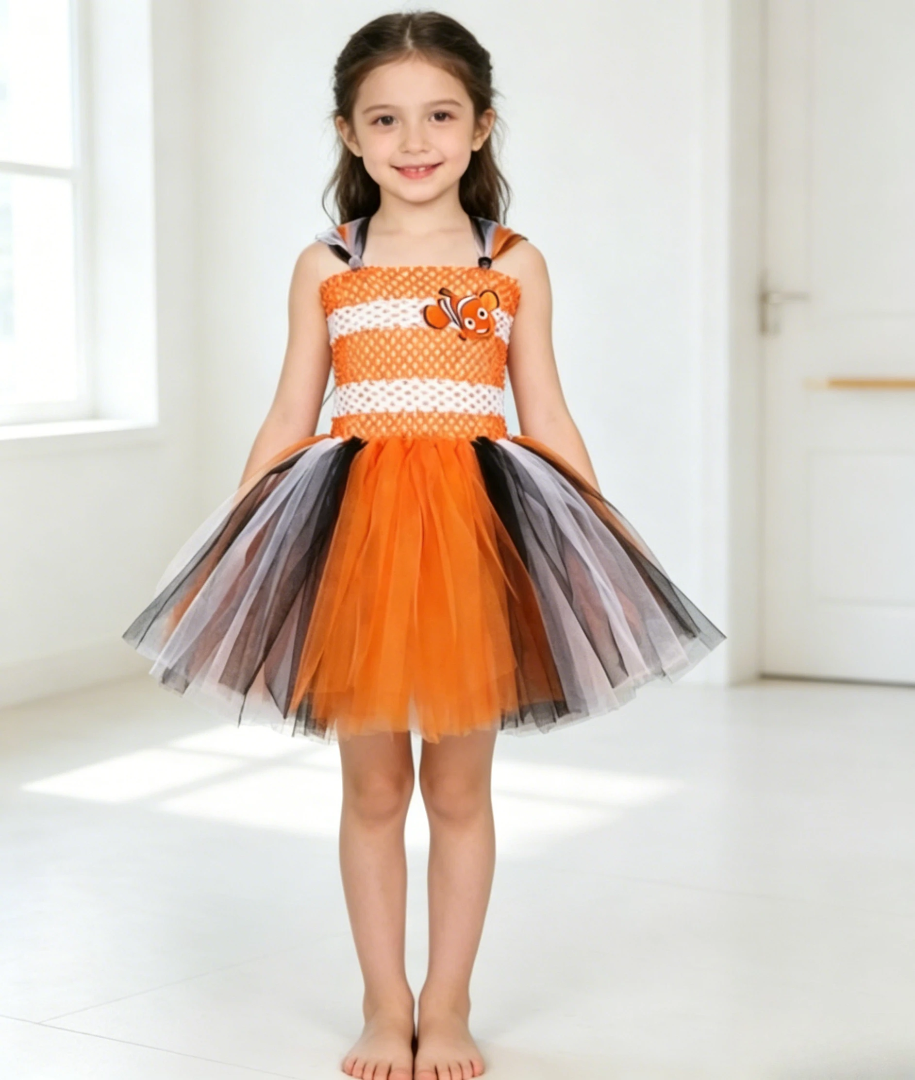 Child Christmas Birthday Cartoon Outfits with Bow,Baby Girls Orange Clownfish Tutu Dress for Kids Ocean Fish Halloween Costumes
Child Christmas Birthday Cartoon Outfits with Bow,Baby Girls Orange Clownfish Tutu Dress for Kids Ocean Fish Halloween Costumes