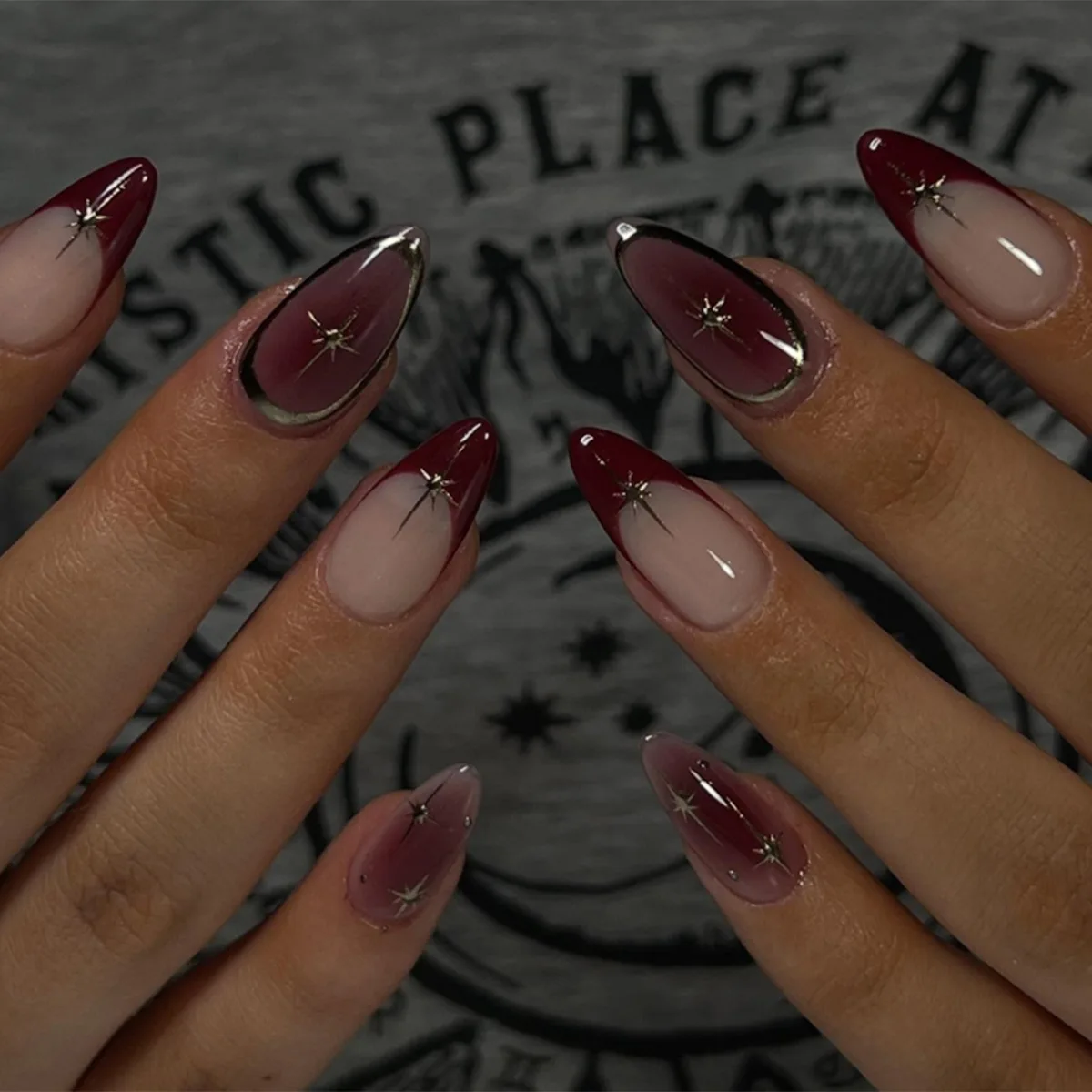 24Pcs Mid-length French Almond Press on Fake Nails with Red Smudge Star Design False Nails Art Datachable Full Cover Nails Tips
24Pcs Mid-length French Almond Press on Fake Nails with Red Smudge Star Design False Nails Art Datachable Full Cover Nails Tips