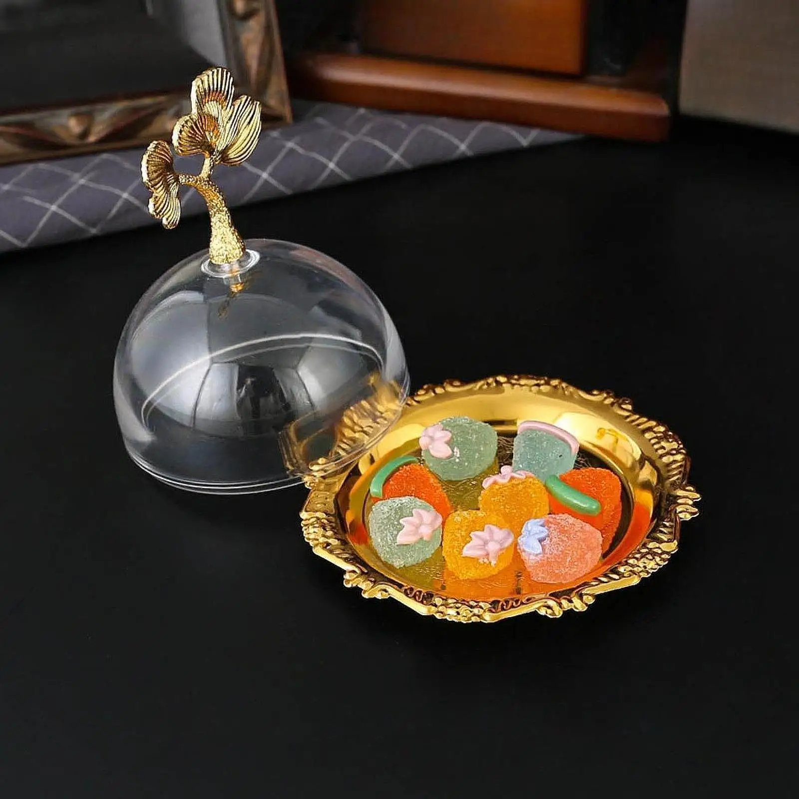 Serving Plate Platter with Dome Cover Candy Serving Platter Snack Holder Kitchen Server for Candy Cookies Holiday Treat Table
Serving Plate Platter with Dome Cover Candy Serving Platter Snack Holder Kitchen Server for Candy Cookies Holiday Treat Table