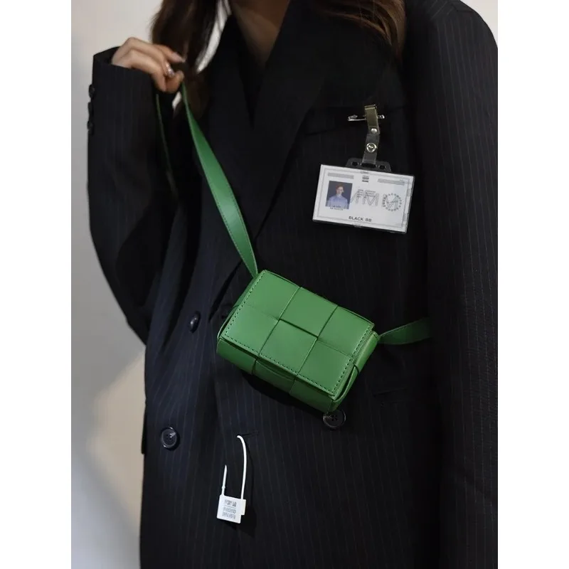 Fashionable Crochet Lipstick Bag Women's Korean Sle Summer Hit Spicy Girl Crossbody Mini Square Bag
Fashionable Crochet Lipstick Bag Women's Korean Sle Summer Hit Spicy Girl Crossbody Mini Square Bag