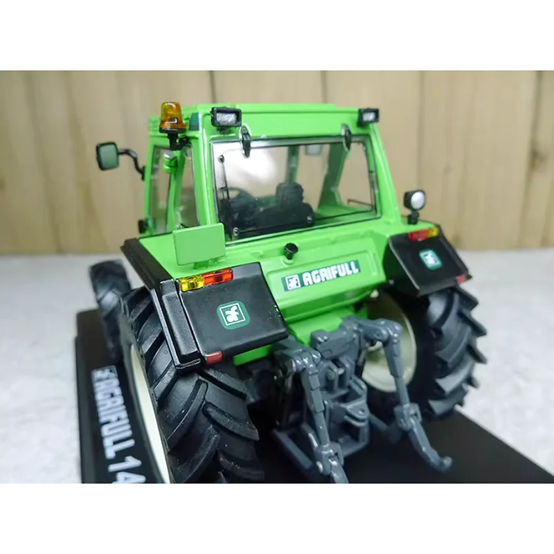 Масштабная модель трактора Fiat Agrifull 140 (1:32) из литого металла, коллекционная, для взрослых, декоративная, подарочная, для демонстрации
Масштабная модель трактора Fiat Agrifull 140 (1:32) из литого металла, коллекционная, для взрослых, декоративная, подарочная, для демонстрации