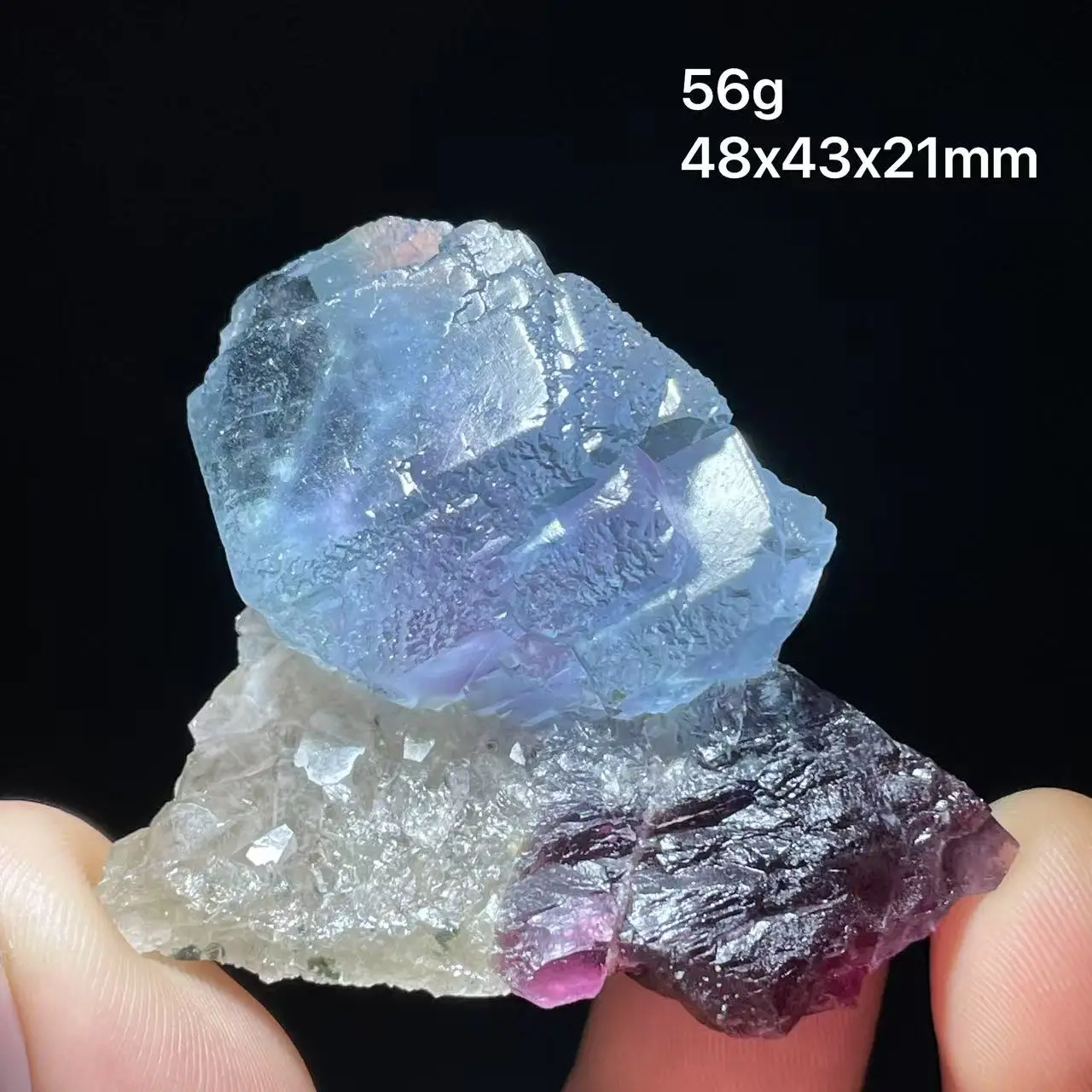 New 100% natural blue fluorite, red fluorite, pyrite home decoration from Shizhuyuan, Hunan
New 100% natural blue fluorite, red fluorite, pyrite home decoration from Shizhuyuan, Hunan
