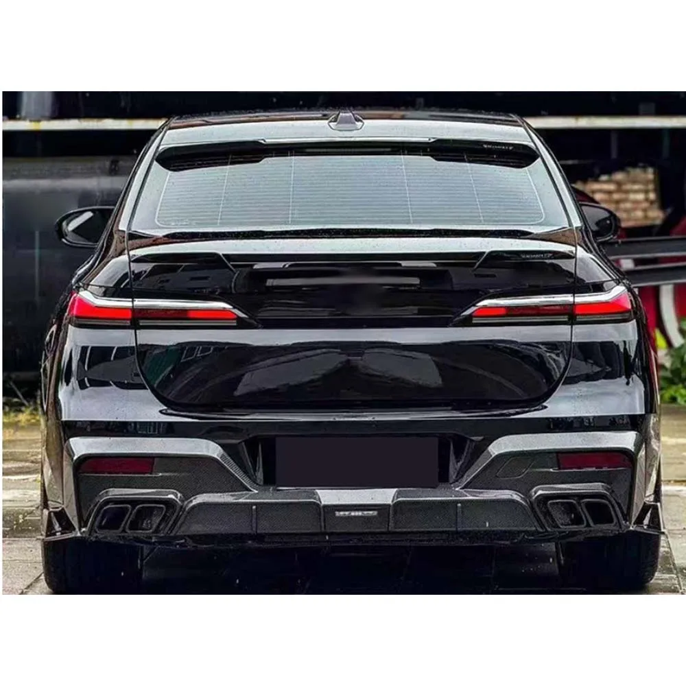 for BMW 7 Series G70 Sport 2023-2026 Dry Carbon Fiber Rear Bumper Diffuser Lip Spoiler With Exhaust Tips FRP Car Accessories
for BMW 7 Series G70 Sport 2023-2026 Dry Carbon Fiber Rear Bumper Diffuser Lip Spoiler With Exhaust Tips FRP Car Accessories