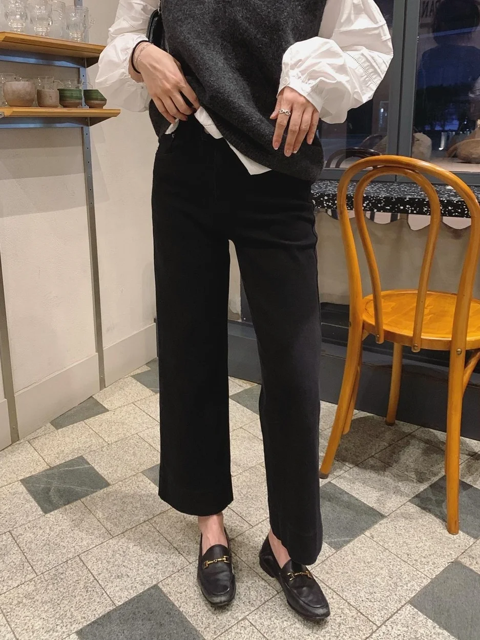 Джинсы женские с высокой талией, прямые, укороченные, с эффектом удлинения ног, высокоэластичные, для осеннего сезона, для повседневной носки
Джинсы женские с высокой талией, прямые, укороченные, с эффектом удлинения ног, высокоэластичные, для осеннего сезона, для повседневной носки