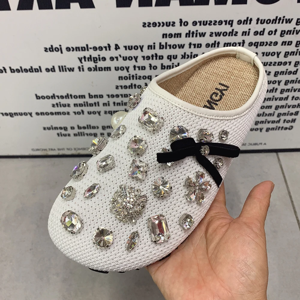 Fashion Women Slippers Plus Size Flat Sandals Antislip Rhinestone Female Half Slippers Designer Mullers Summer Women
Fashion Women Slippers Plus Size Flat Sandals Antislip Rhinestone Female Half Slippers Designer Mullers Summer Women