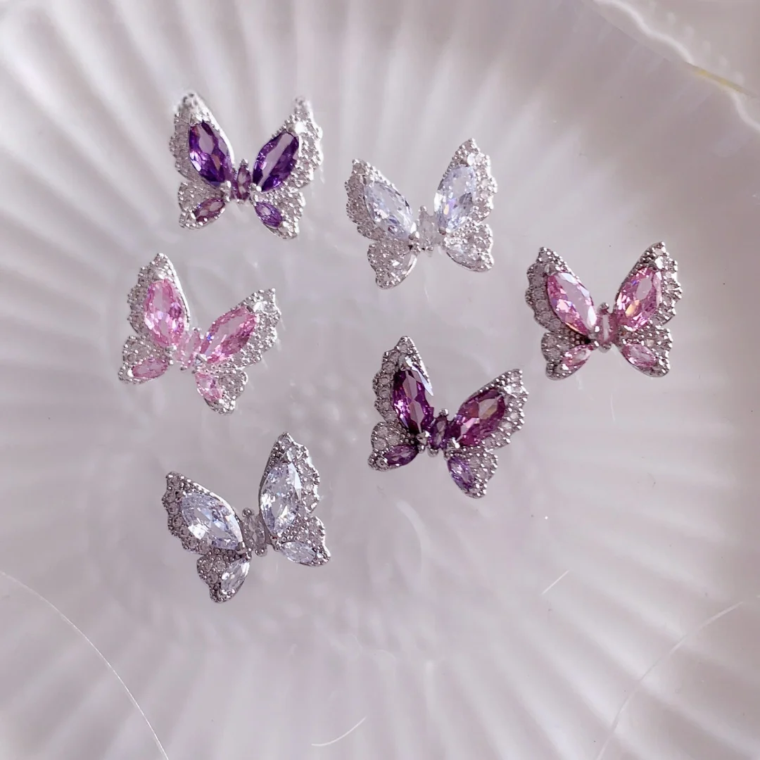 5 pcs New LZ Trending Copper Set Zircon Nail Charms Big Full Zircon Butterfly Elegant Luxury Exquisite Nail Decorations
5 pcs New LZ Trending Copper Set Zircon Nail Charms Big Full Zircon Butterfly Elegant Luxury Exquisite Nail Decorations