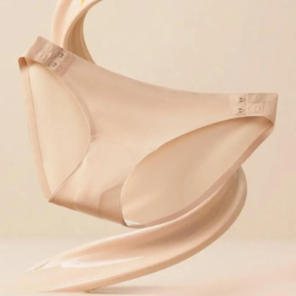 with Side Buckle Women Anti-embarrassment Briefs Seamless Underpants Invisible Triangle Underwear Ice Silk Lingerie
with Side Buckle Women Anti-embarrassment Briefs Seamless Underpants Invisible Triangle Underwear Ice Silk Lingerie