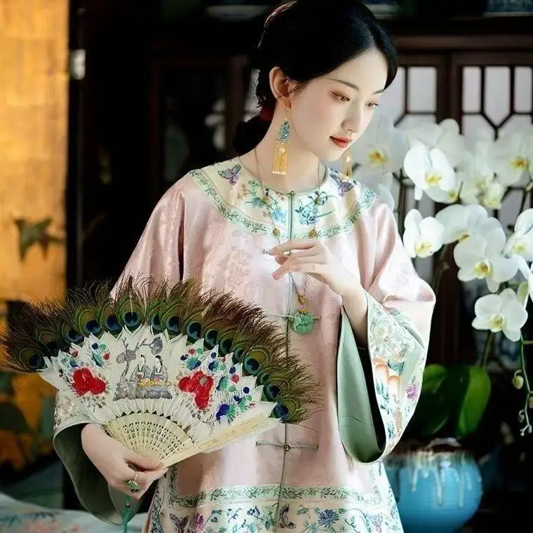 Traditional Chinese Tops Shirt Women's Pink Floral Printing Symmetric Collar Costume Palace Style Princess Cosplay Outfit
Traditional Chinese Tops Shirt Women's Pink Floral Printing Symmetric Collar Costume Palace Style Princess Cosplay Outfit