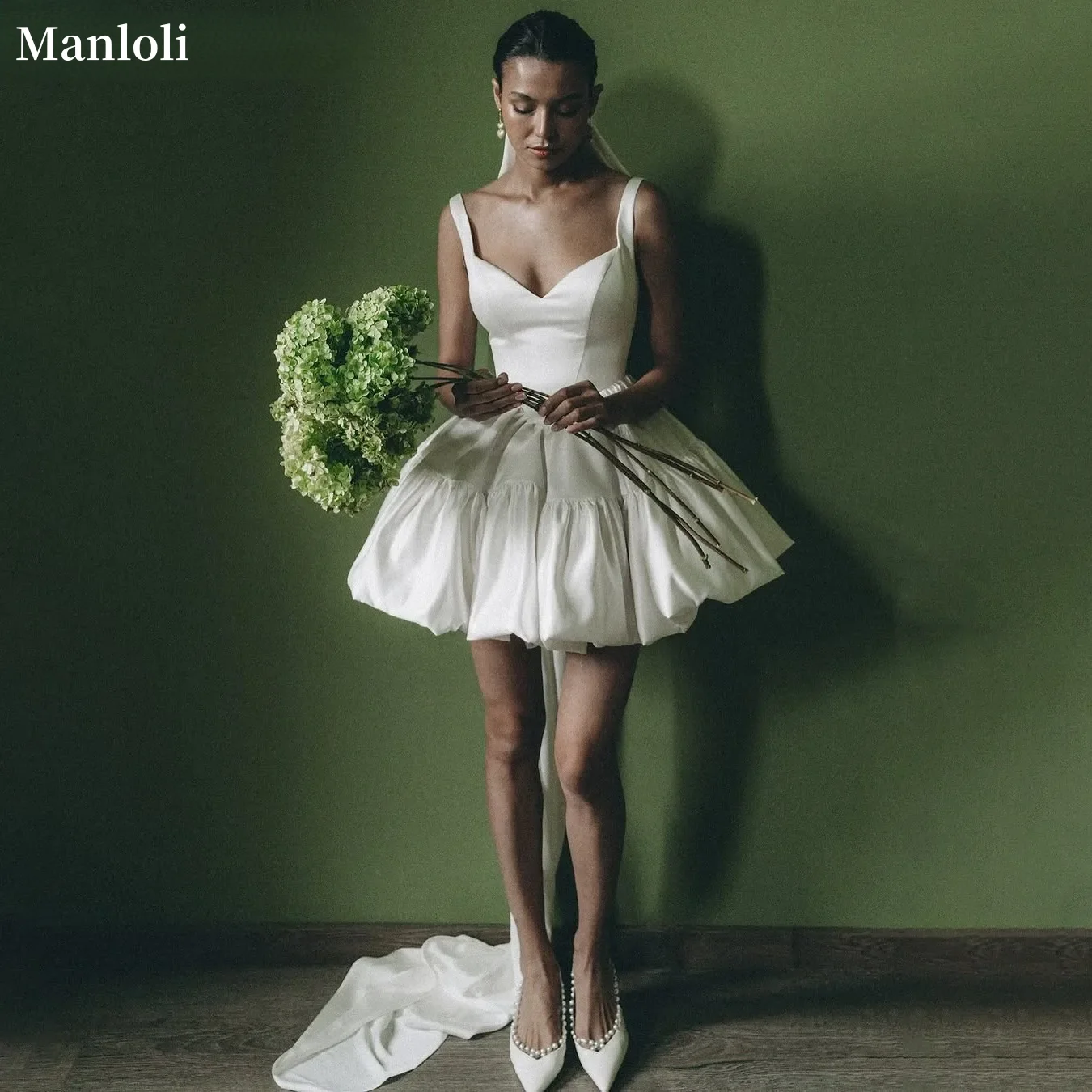 Simple Ivory Short Wedding Dress Mini Bridal Ball Dress Tank Top Customized Satin Tutu Skirt Back to School Party Dress
Simple Ivory Short Wedding Dress Mini Bridal Ball Dress Tank Top Customized Satin Tutu Skirt Back to School Party Dress