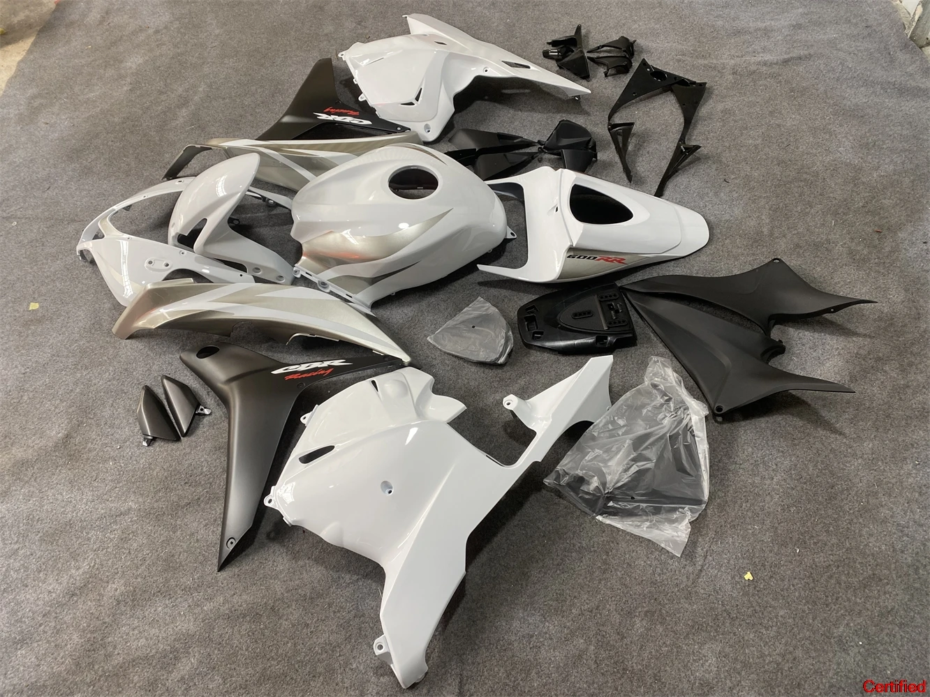 Обтекатель мотоцикла для CBR600RR F5 2009 2010 2011 2012, комплект белых и черных обтекателей cbr 600 rr f5 
Обтекатель мотоцикла для CBR600RR F5 2009 2010 2011 2012, комплект белых и черных обтекателей cbr 600 rr f5