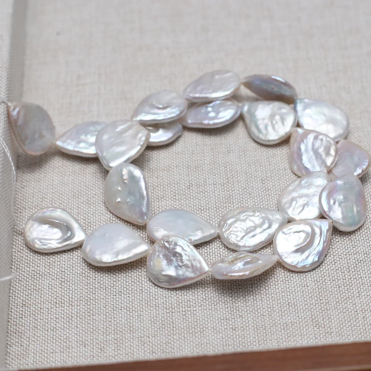 13x18mm AAAA Fine Natural Freshwater Teardrop White Pearl Bead Jewelry Make Gift DIY Necklace Bracelet Accessories Wedding Women
13x18mm AAAA Fine Natural Freshwater Teardrop White Pearl Bead Jewelry Make Gift DIY Necklace Bracelet Accessories Wedding Women