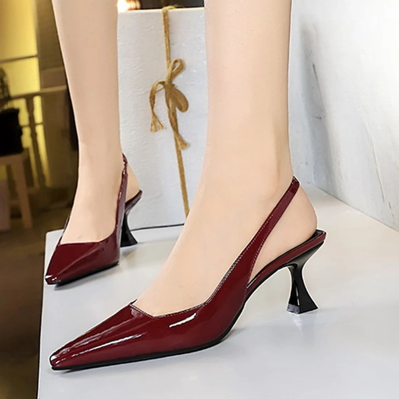 Street Style Sexy Designer Women Pumps Pointed Toe Stripper Sandals Slingback High Heels Wedding Banquet Dress Mules Female Shoe
Street Style Sexy Designer Women Pumps Pointed Toe Stripper Sandals Slingback High Heels Wedding Banquet Dress Mules Female Shoe