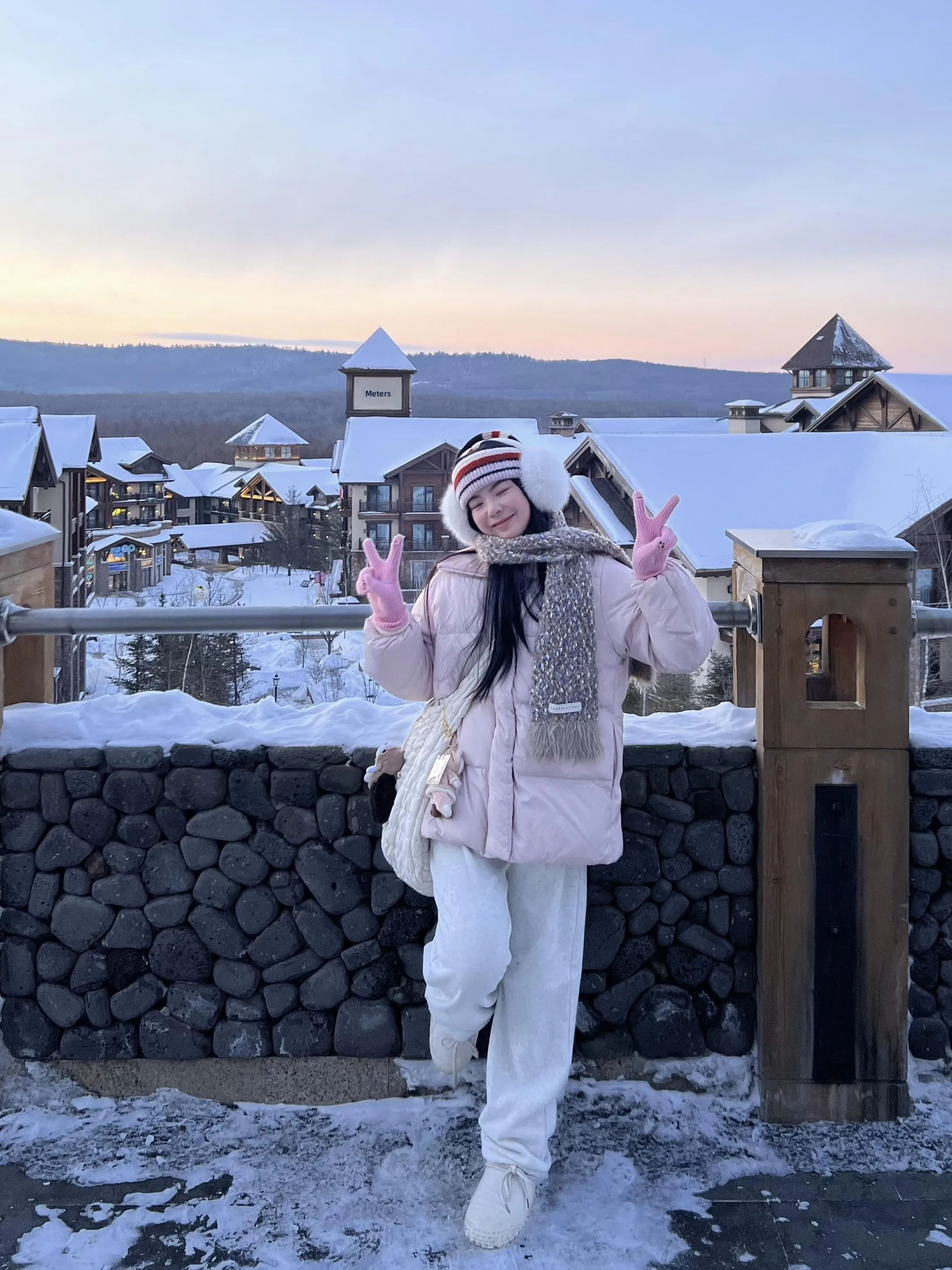 Warm Pink Duck down Jacket Wuling Winter New Style Sweet Style White Duck Feather Fill Regular Length Cotton Outerwear
Warm Pink Duck down Jacket Wuling Winter New Style Sweet Style White Duck Feather Fill Regular Length Cotton Outerwear