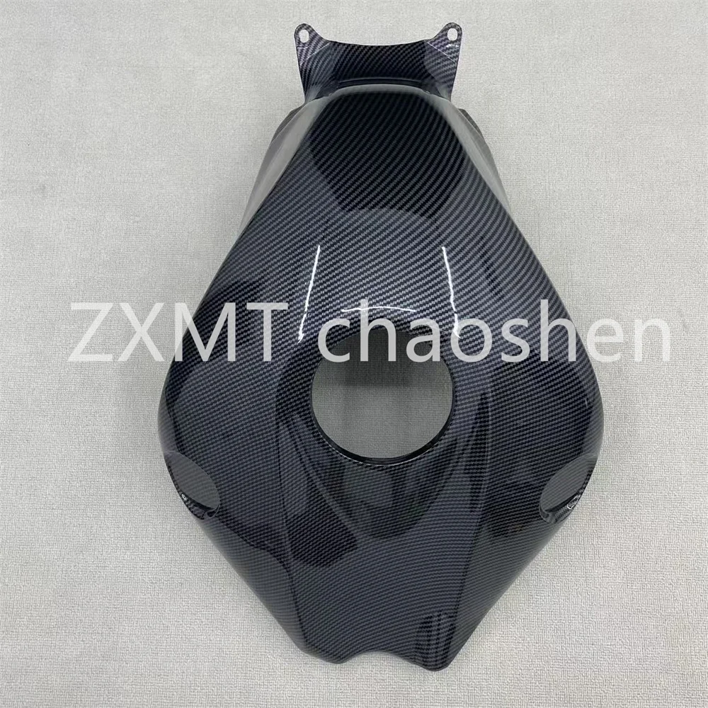 Обтекатели мотоциклов из АБС-пластика подходят для крышек топливного бака CBR1000RR с краской из углеродного волокна от 2008 года, 2010 г. и 2011 г. 
Обтекатели мотоциклов из АБС-пластика подходят для крышек топливного бака CBR1000RR с краской из углеродного волокна от 2008 года, 2010 г. и 2011 г.