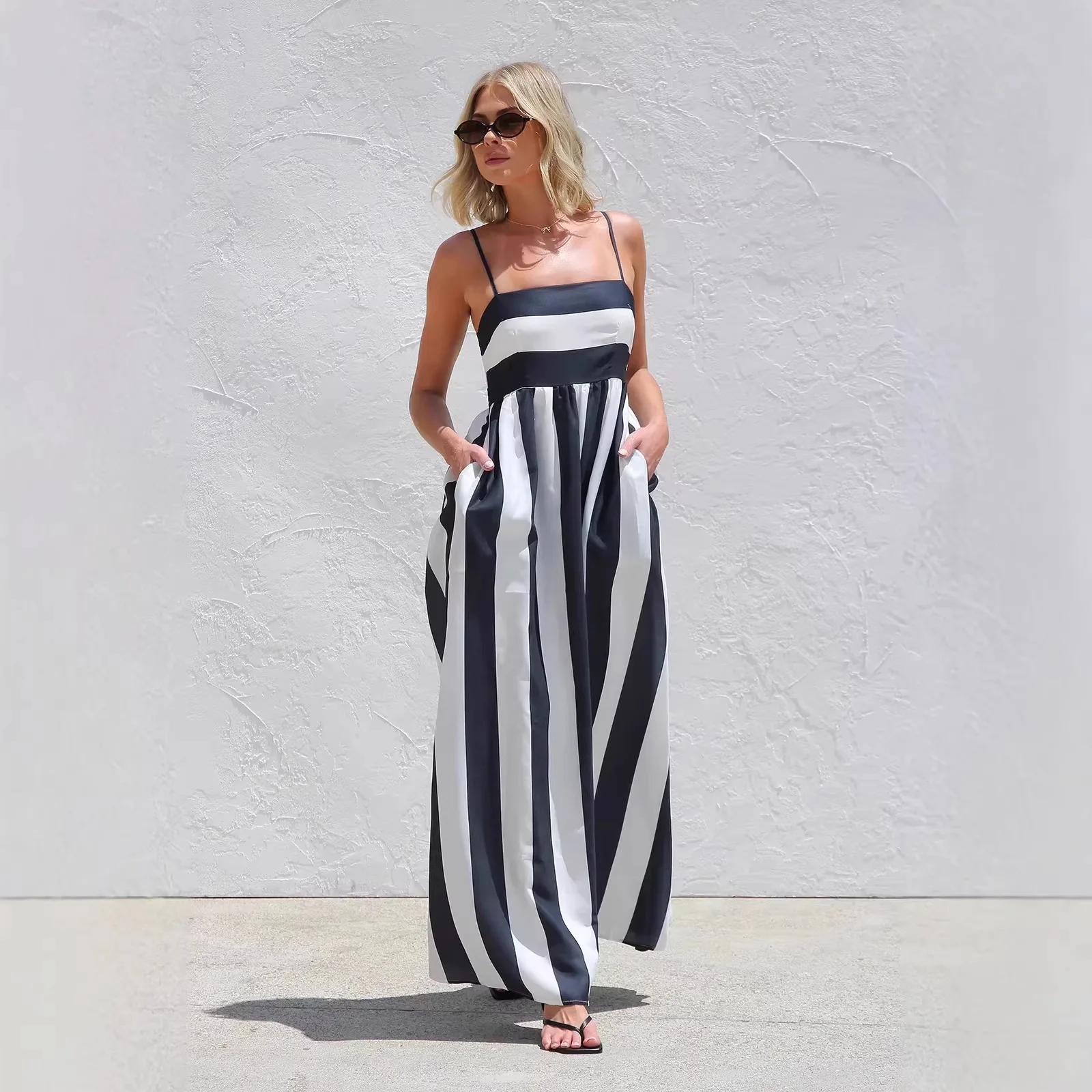 Women's Blue Vertical Stripe Spaghetti Strap Dress Summer Sexy Sleeveless A Line Maxi Dress Fashion Casual Beach Vacation Outfit
Women's Blue Vertical Stripe Spaghetti Strap Dress Summer Sexy Sleeveless A Line Maxi Dress Fashion Casual Beach Vacation Outfit