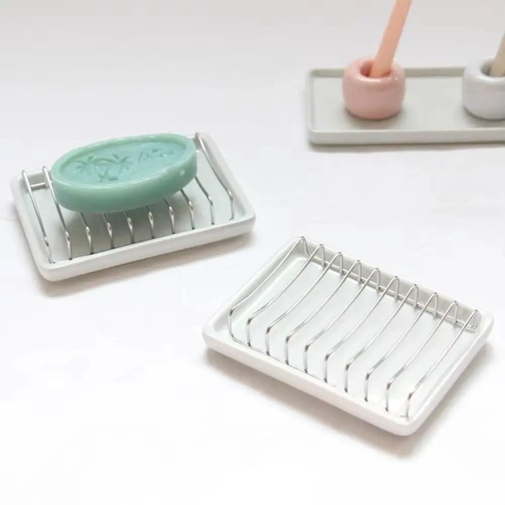 Модная многофункциональная керамическая мыльница из нержавеющей стали с антикоррозийным покрытием, дренажная мыльница-органайзер, прочная керамическая подставка для хранения, для детских бутылочек
Модная многофункциональная керамическая мыльница из нержавеющей стали с антикоррозийным покрытием, дренажная мыльница-органайзер, прочная керамическая подставка для хранения, для детских бутылочек
