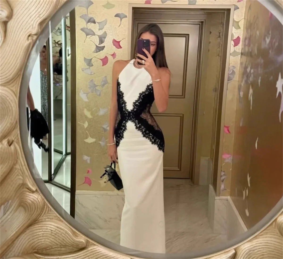 Lace Patchwork Hanging Neck Dress Women Fashion Sleeveless Backless Slim Dresses 2025 Summer Elegant Sexy Vestidos Party Robes
Lace Patchwork Hanging Neck Dress Women Fashion Sleeveless Backless Slim Dresses 2025 Summer Elegant Sexy Vestidos Party Robes