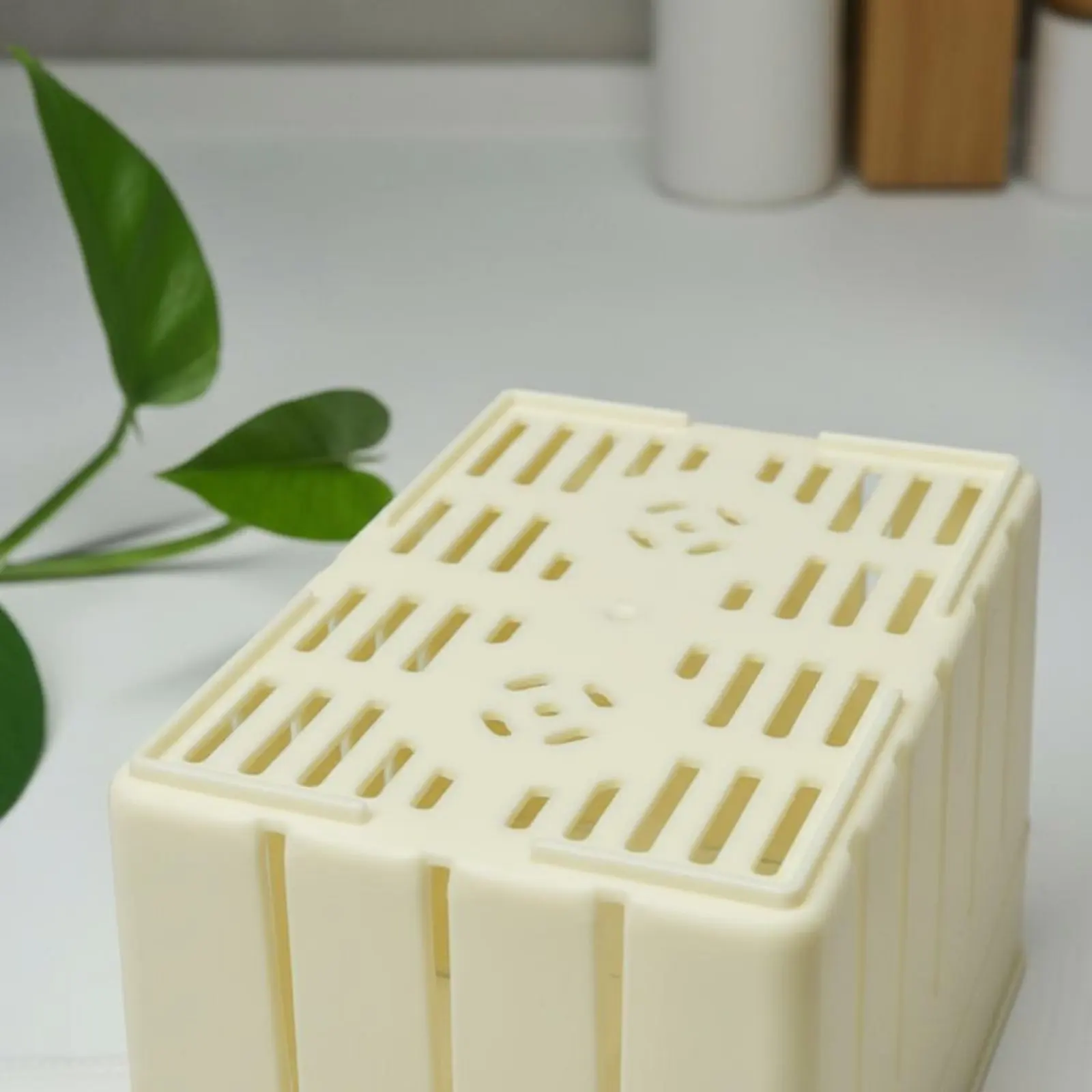 Tofu Press Reusable Tofu Crafting Tool Bean Curd Container DIY Kitchenware for Home Cooks
Tofu Press Reusable Tofu Crafting Tool Bean Curd Container DIY Kitchenware for Home Cooks