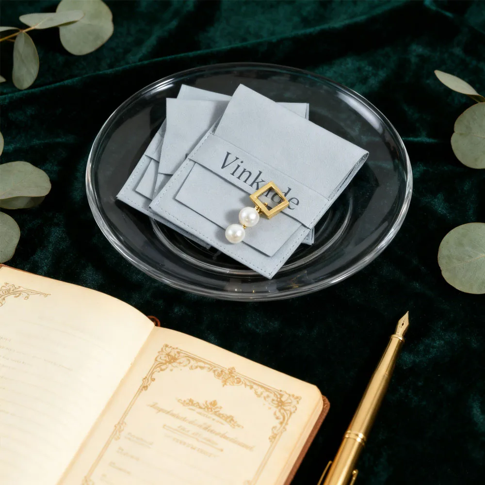 100 шт., конверт из микрофибры с принтом логотипа, подарочные пакеты, органайзер для ювелирных изделий, упаковочные пакеты, свадебный мешочек для конфет, косметички
100 шт., конверт из микрофибры с принтом логотипа, подарочные пакеты, органайзер для ювелирных изделий, упаковочные пакеты, свадебный мешочек для конфет, косметички