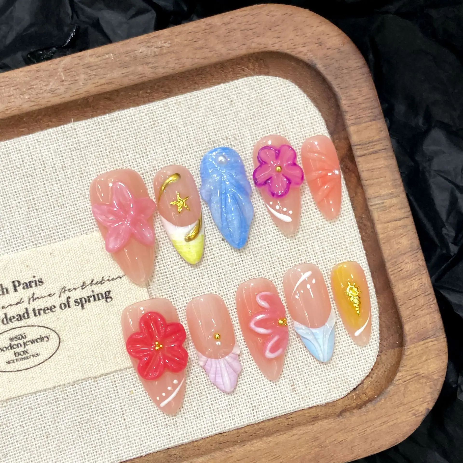 10 PCS Luxury Handmade Press on Nails Long Almond Carving gradient Design with 3-PIECE Tool Adhesive Nail Glue Tabs
10 PCS Luxury Handmade Press on Nails Long Almond Carving gradient Design with 3-PIECE Tool Adhesive Nail Glue Tabs