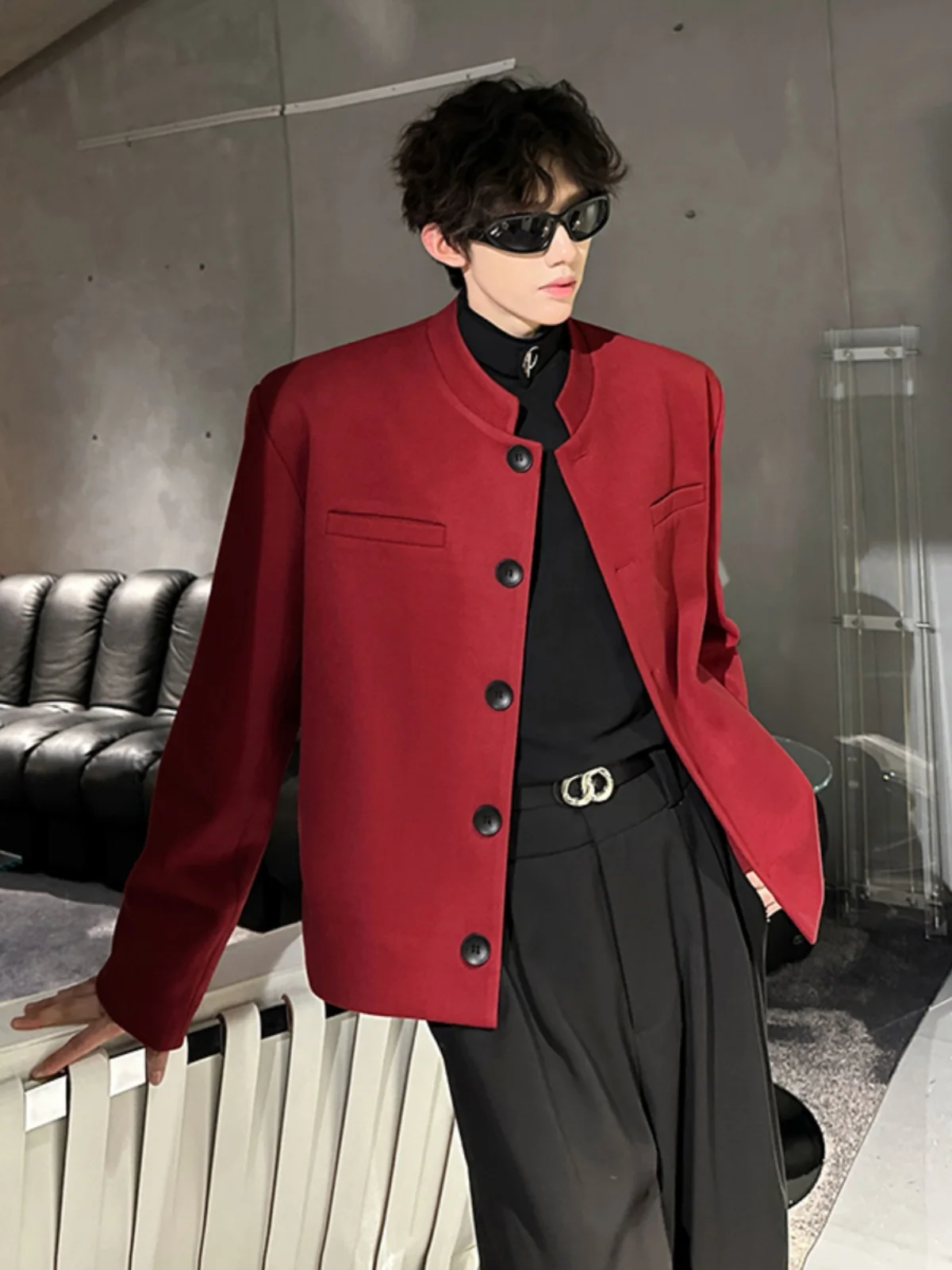 Cleanfit Ankela Bury Oulder Pad Костюм Jaet Мужской весенне-осенний приталенный шерстяной корейский однобортный костюм
Cleanfit Ankela Bury Oulder Pad Костюм Jaet Мужской весенне-осенний приталенный шерстяной корейский однобортный костюм