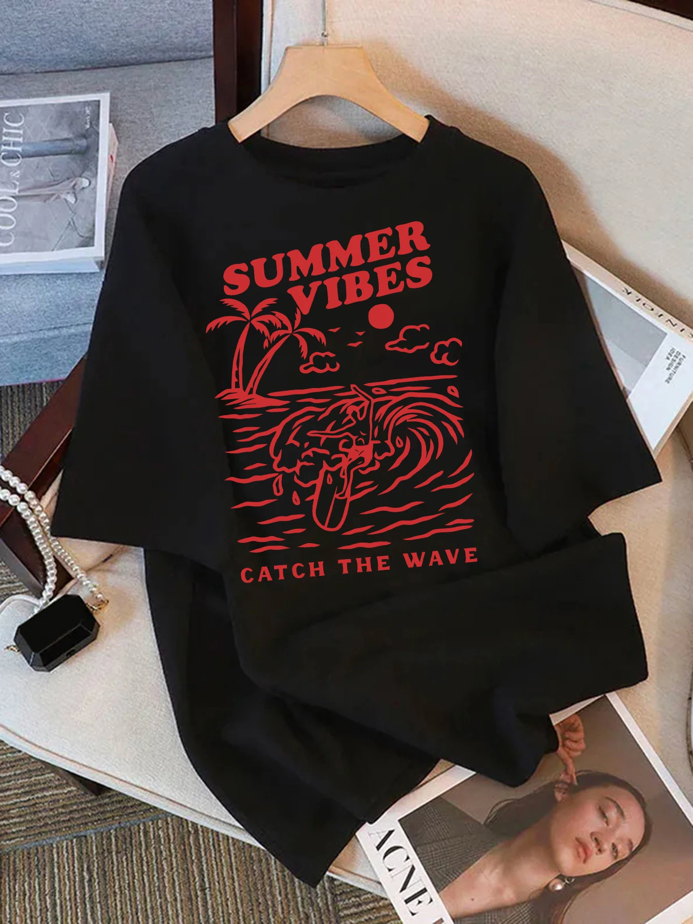 Summer Vibes Catch The Wave Printed T Shirt Womens Summer All-Match Tops Trendy Crewneck Short Sleeve Cotton Unisex Streetwear
Summer Vibes Catch The Wave Printed T Shirt Womens Summer All-Match Tops Trendy Crewneck Short Sleeve Cotton Unisex Streetwear
