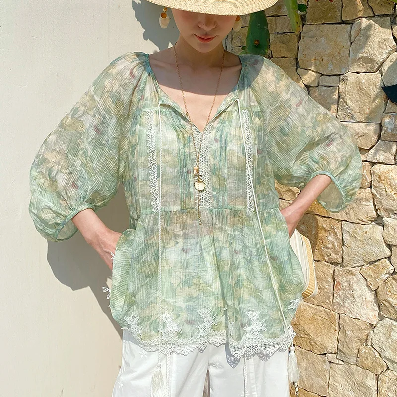 French Style Boho Green Floral Blouse Shirt Women Lace Trim V Neck Puff Sleeve Loose Summer Casual Ladies Vacation Tops New
French Style Boho Green Floral Blouse Shirt Women Lace Trim V Neck Puff Sleeve Loose Summer Casual Ladies Vacation Tops New