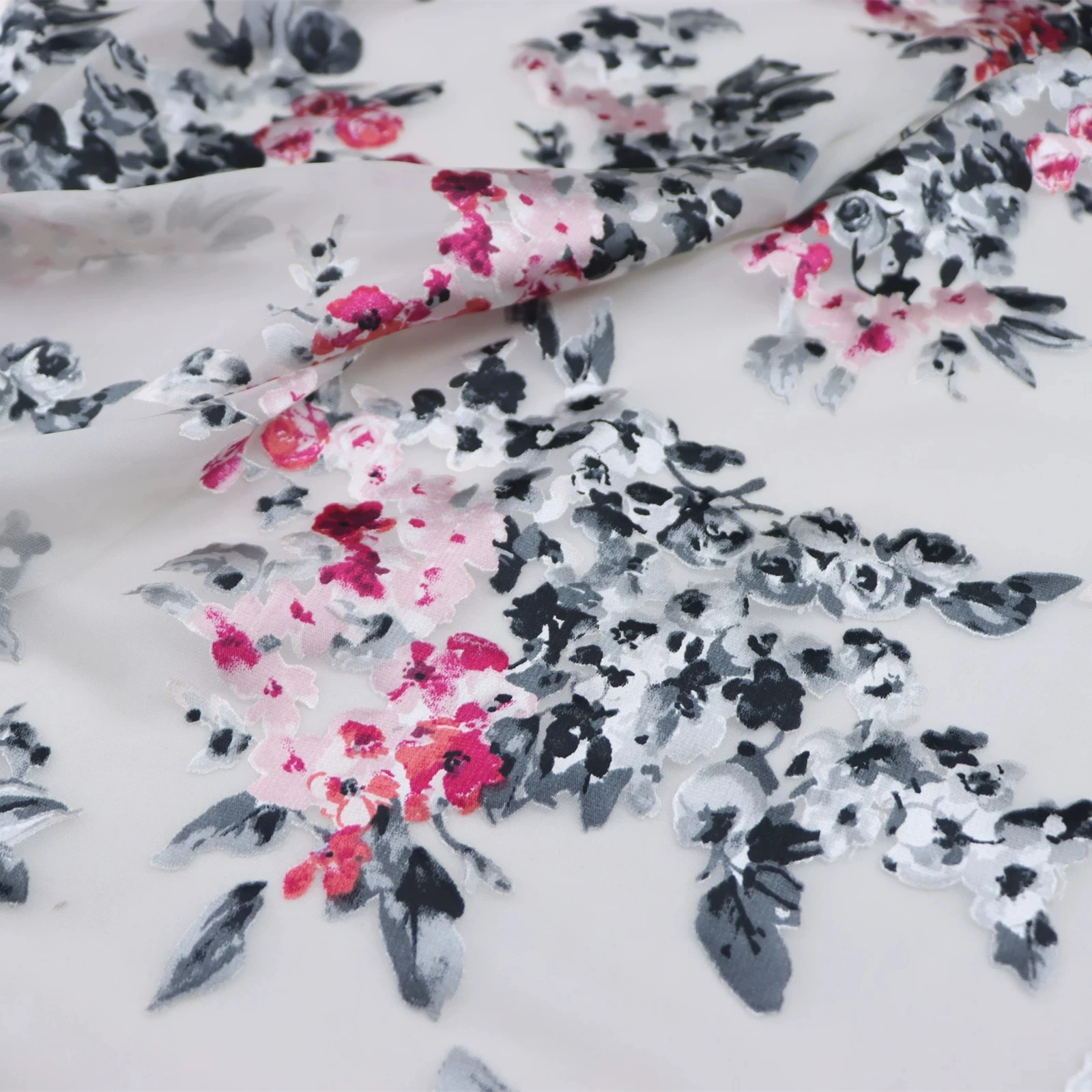 Comfortable Clear Grain Beautiful Flowers Pure Silk Burn Out Fabric Opal Pink Floral for Women Lining Pajama Shirt
Comfortable Clear Grain Beautiful Flowers Pure Silk Burn Out Fabric Opal Pink Floral for Women Lining Pajama Shirt