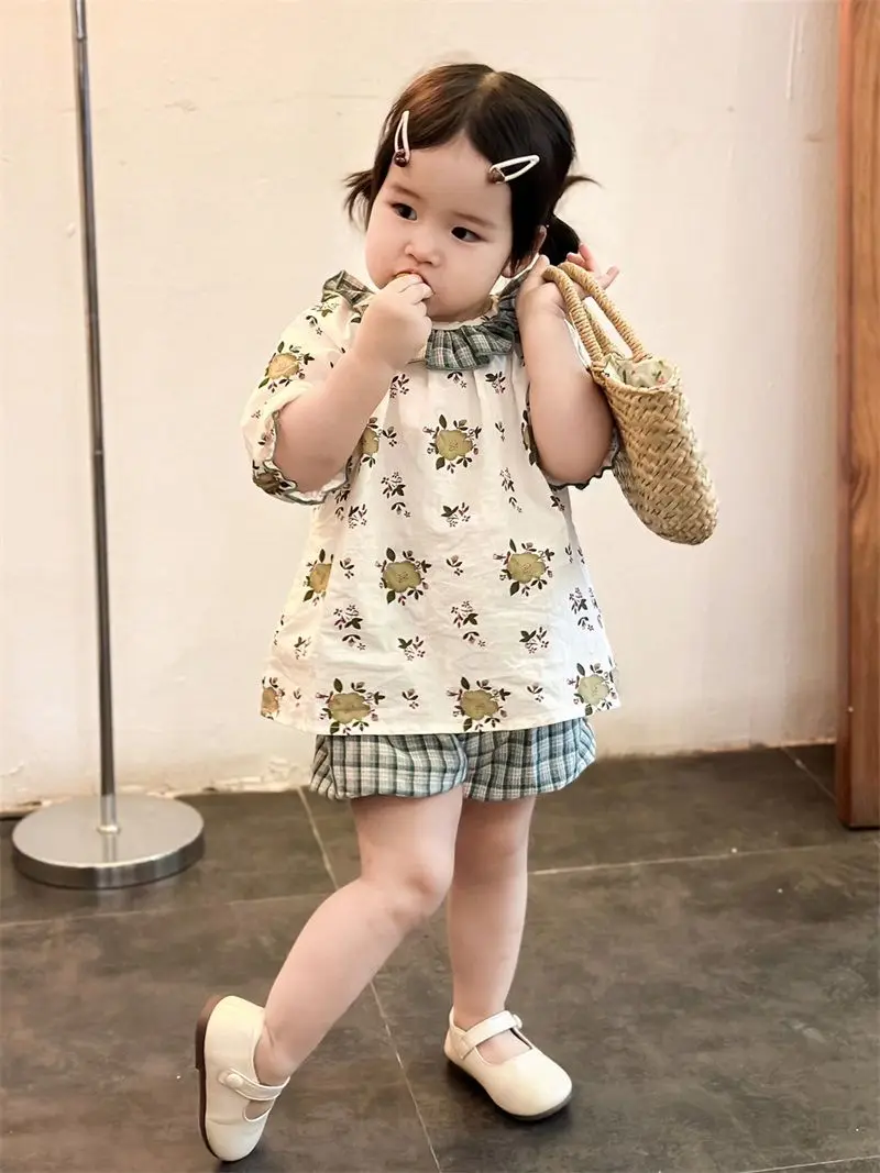 New Toddle Girls Clothing Sets Summer Lace Floral lapel Floral Shirts Tops Vest Shorts 2Pcs Kids Clothes Sweet Clothing Children
New Toddle Girls Clothing Sets Summer Lace Floral lapel Floral Shirts Tops Vest Shorts 2Pcs Kids Clothes Sweet Clothing Children