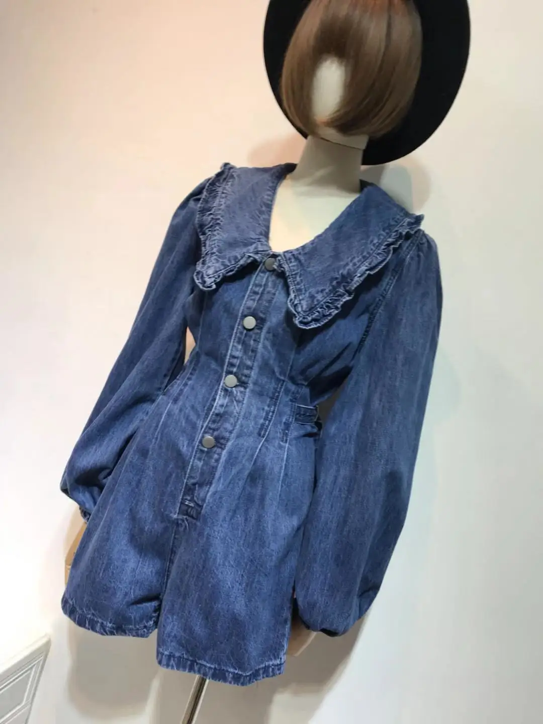 Missy's 202 New Korean Sle Fibone Line Slimming Long Sve V-ne Pleated Denim Jumpsuit High Waist ort Pant
Missy's 202 New Korean Sle Fibone Line Slimming Long Sve V-ne Pleated Denim Jumpsuit High Waist ort Pant