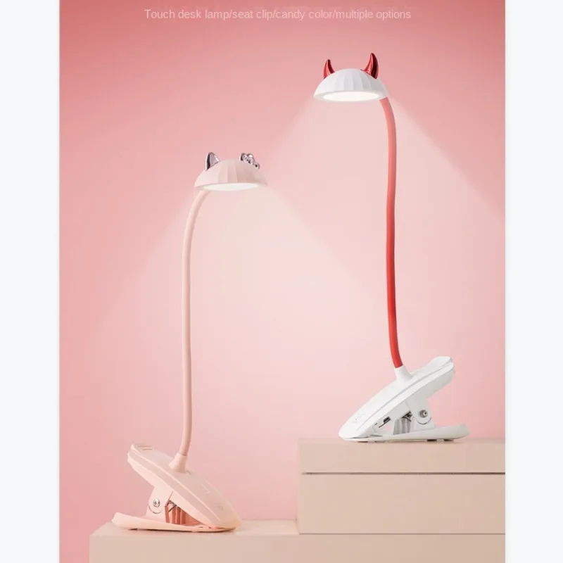 2024 New Creative USB Charging Clip Table Lamp Folding Student Children's Bedroom Bedside Eye Protection Learning Reading Lamp
2024 New Creative USB Charging Clip Table Lamp Folding Student Children's Bedroom Bedside Eye Protection Learning Reading Lamp