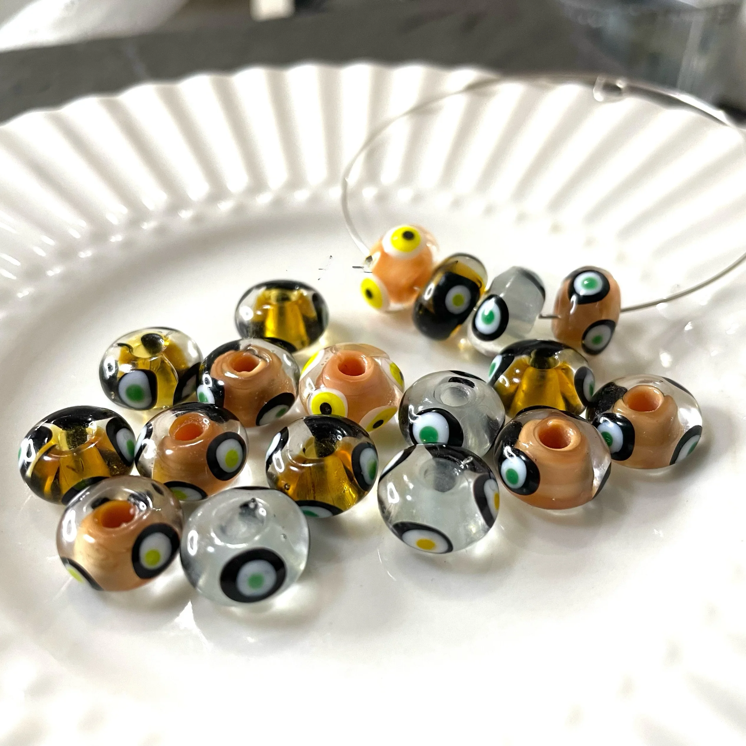 Japanese Style Dragonfly Eye Wheel Beads Creative DIY Glass Accessories Unique Personalized Design Two Pieces Fashion Jewelry
Japanese Style Dragonfly Eye Wheel Beads Creative DIY Glass Accessories Unique Personalized Design Two Pieces Fashion Jewelry