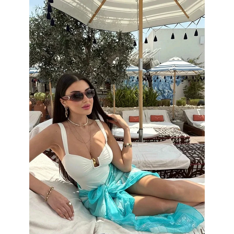 Summer Fashion Beach Style Thin Style Cotton Sunshade Scarf Women's Party Geometric Printing Long Style Scarf
Summer Fashion Beach Style Thin Style Cotton Sunshade Scarf Women's Party Geometric Printing Long Style Scarf